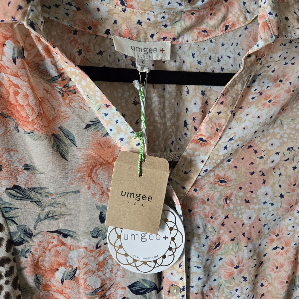 Umgee Cream Floral & Leopard Mix Button-Up Tunic - Picture 3 of 3